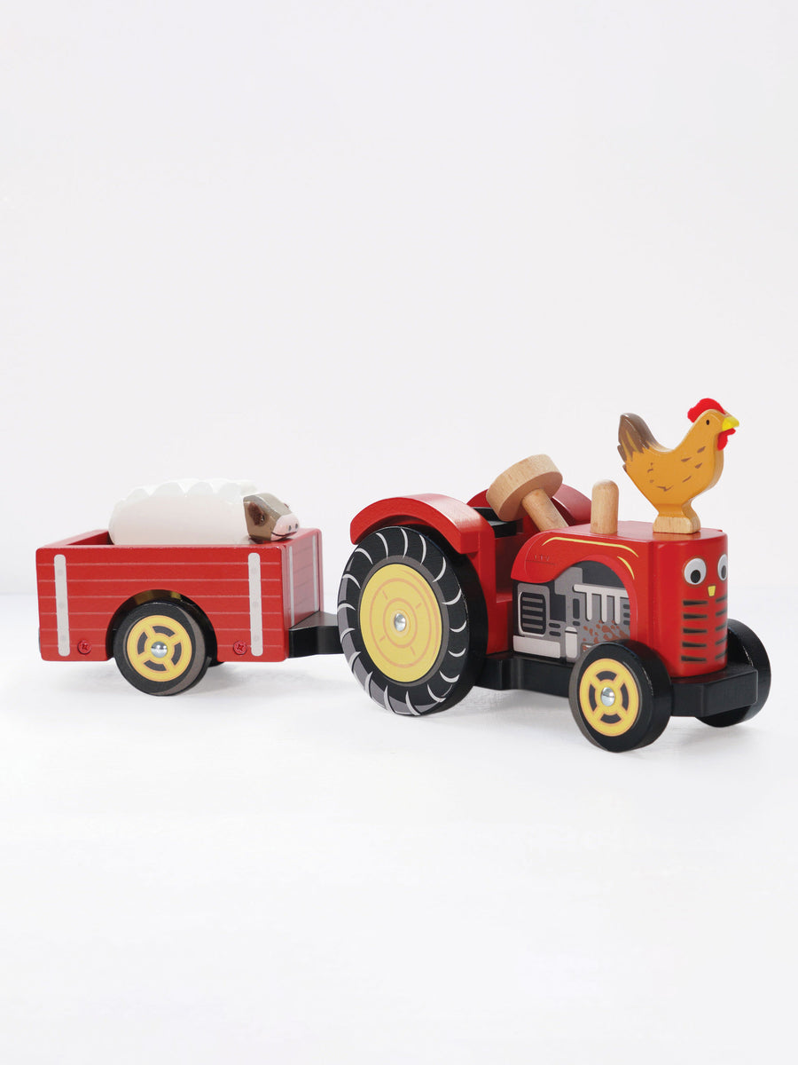 Farmyard Tractor & Trailer Luna & Curious