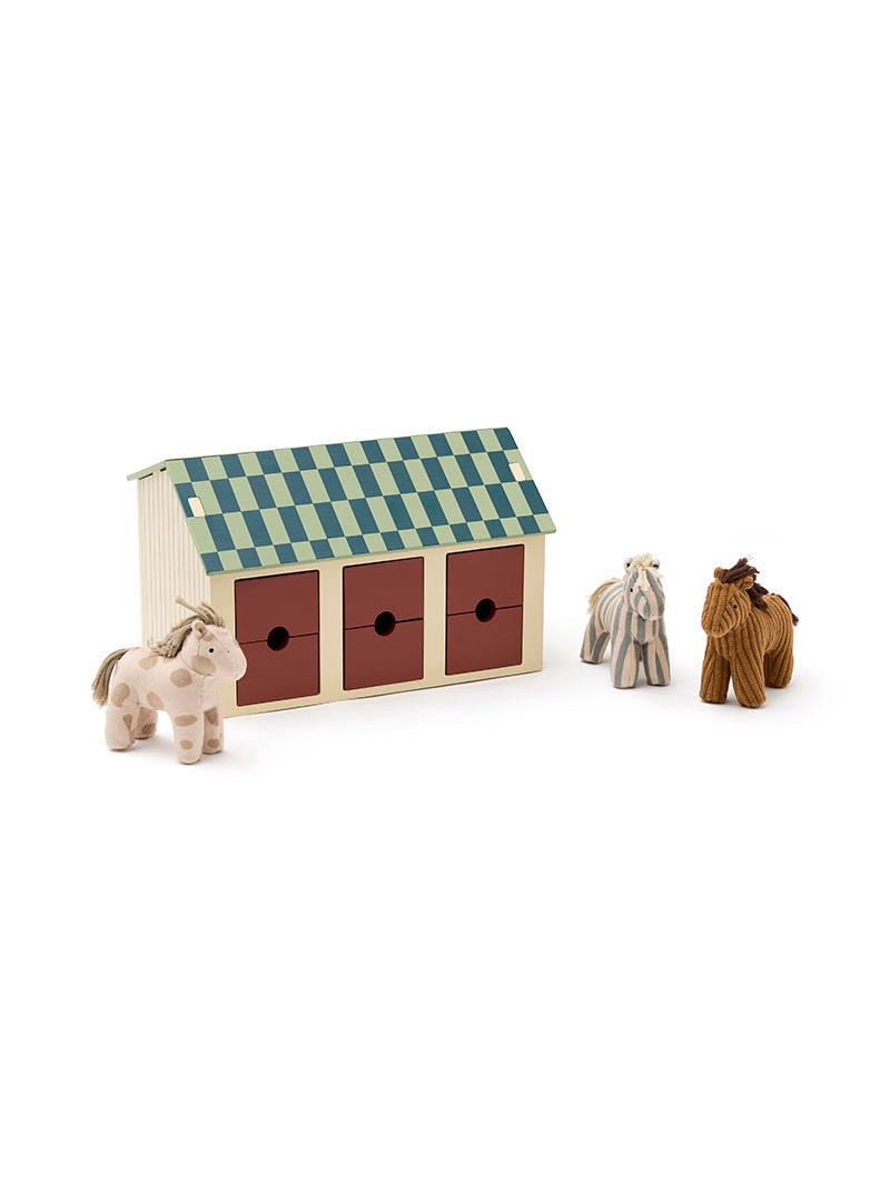 Stable & Horses