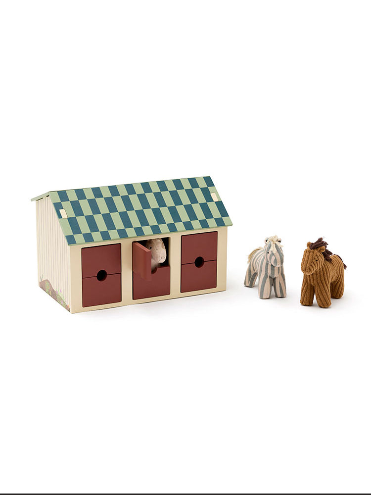 Stable & Horses