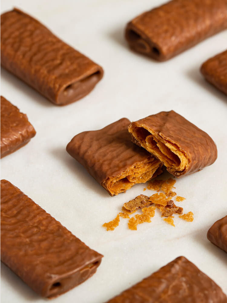 Milk Chocolate Crispy Wafers Tin