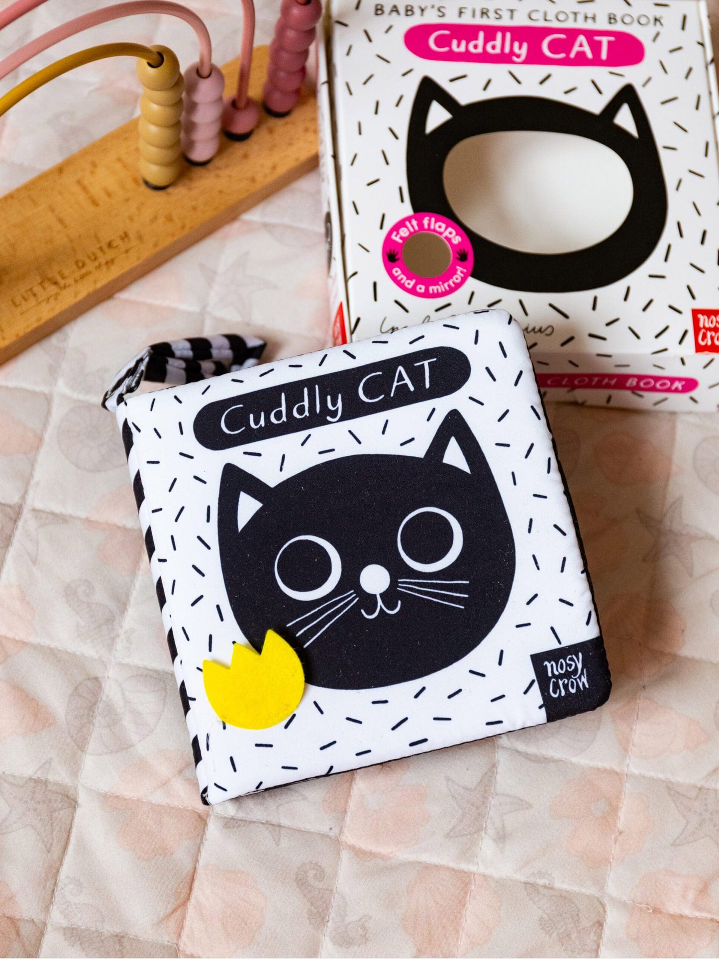 Babys First Cloth Book: Cuddly Cat