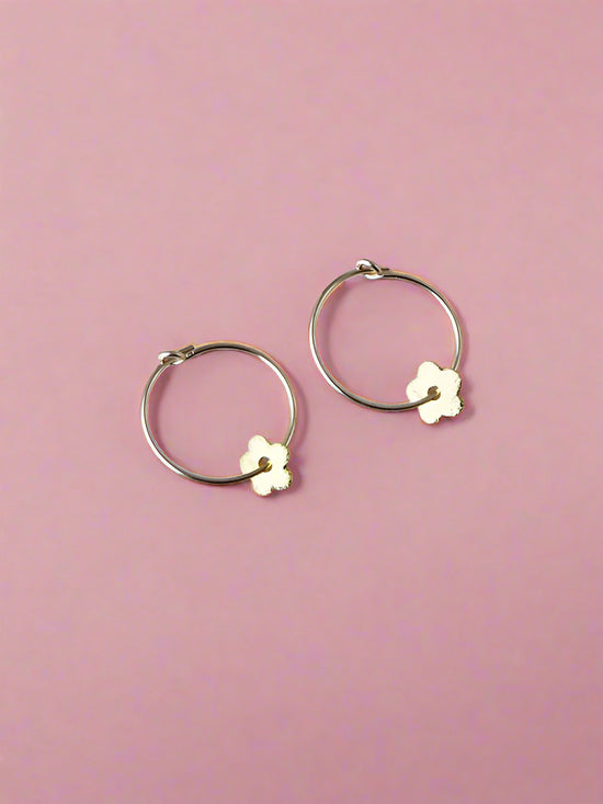 Minima Hoop Earrings