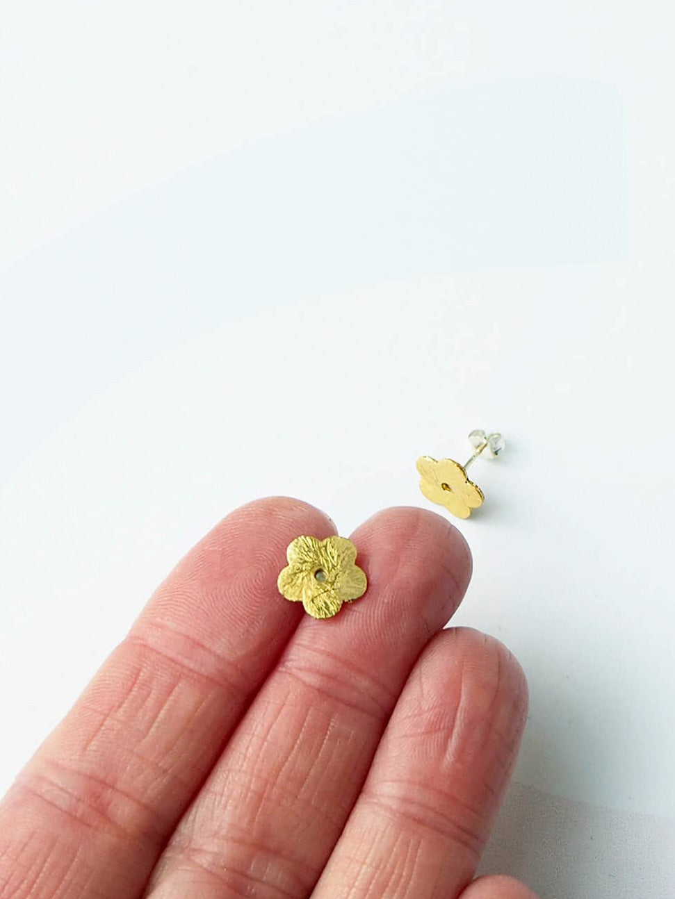 Minima Large Studs Earrings