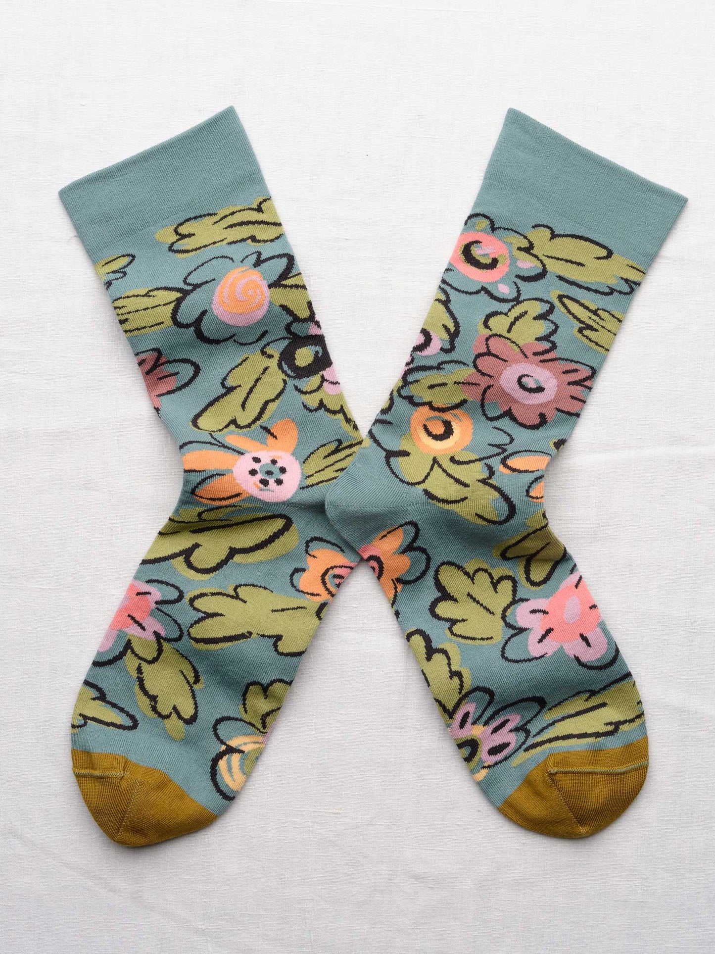 Load image into Gallery viewer, Arctic Flower Socks

