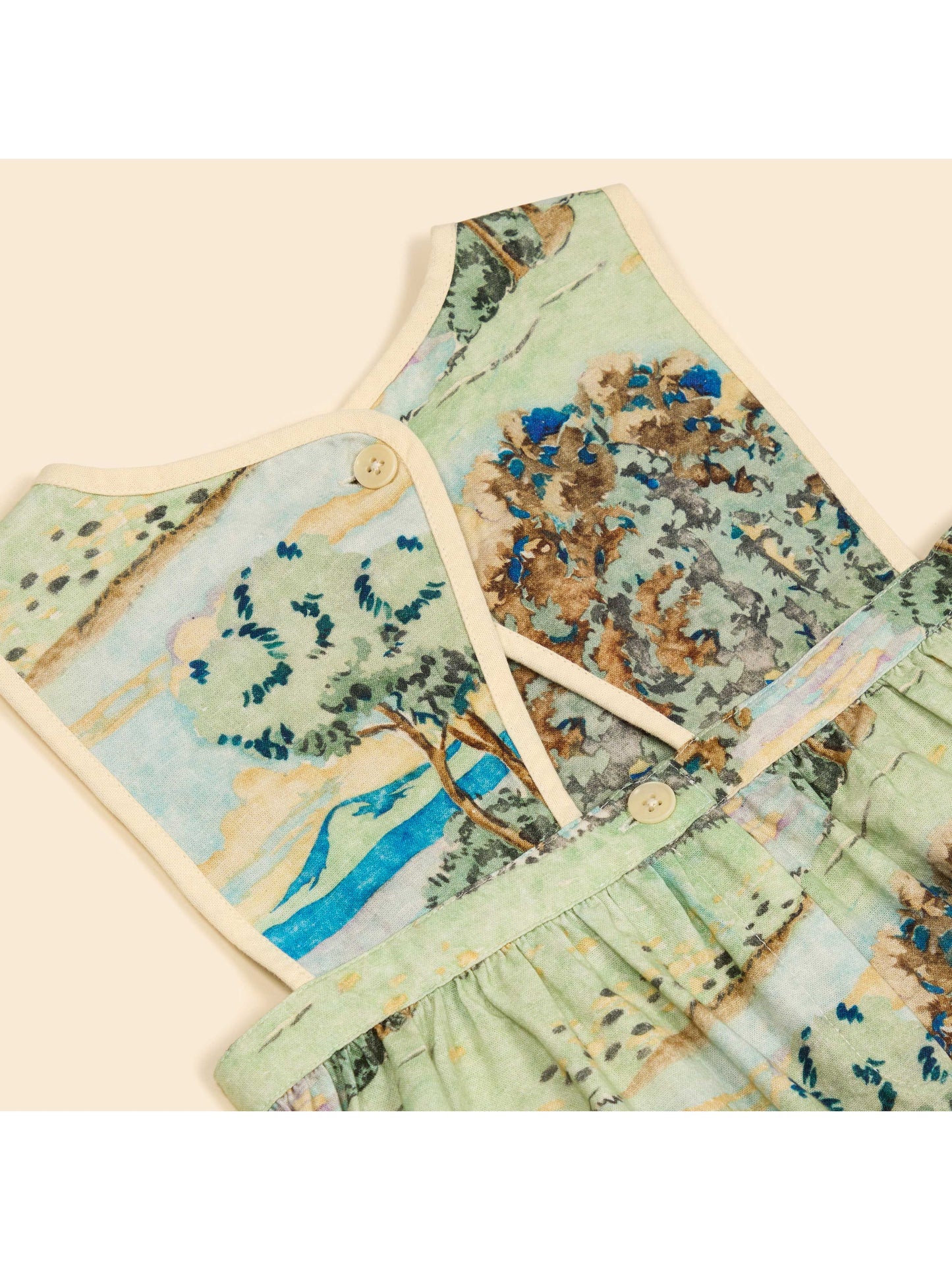 Lakeview Scene Bibi Pinafore