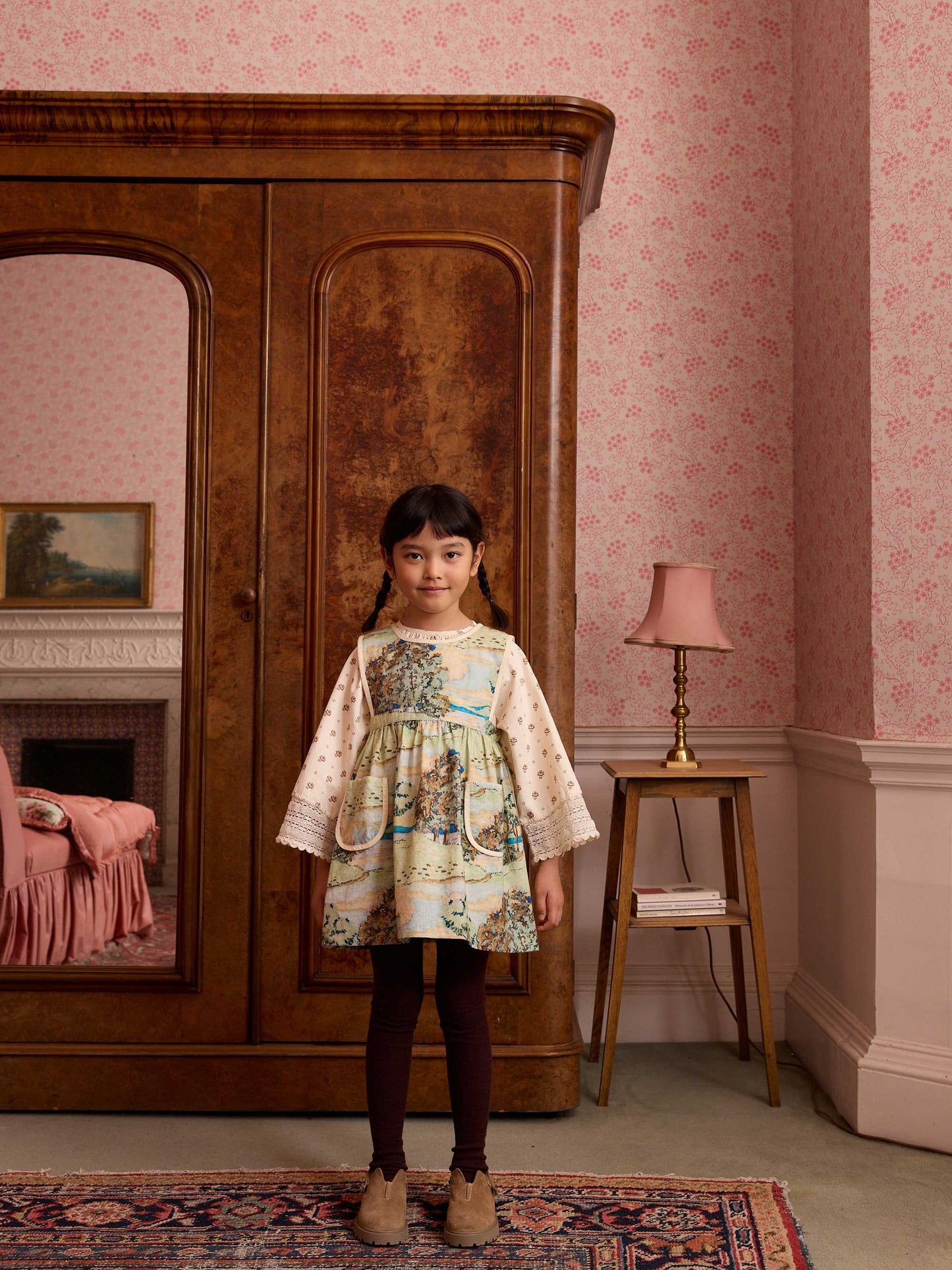 Lakeview Scene Bibi Pinafore