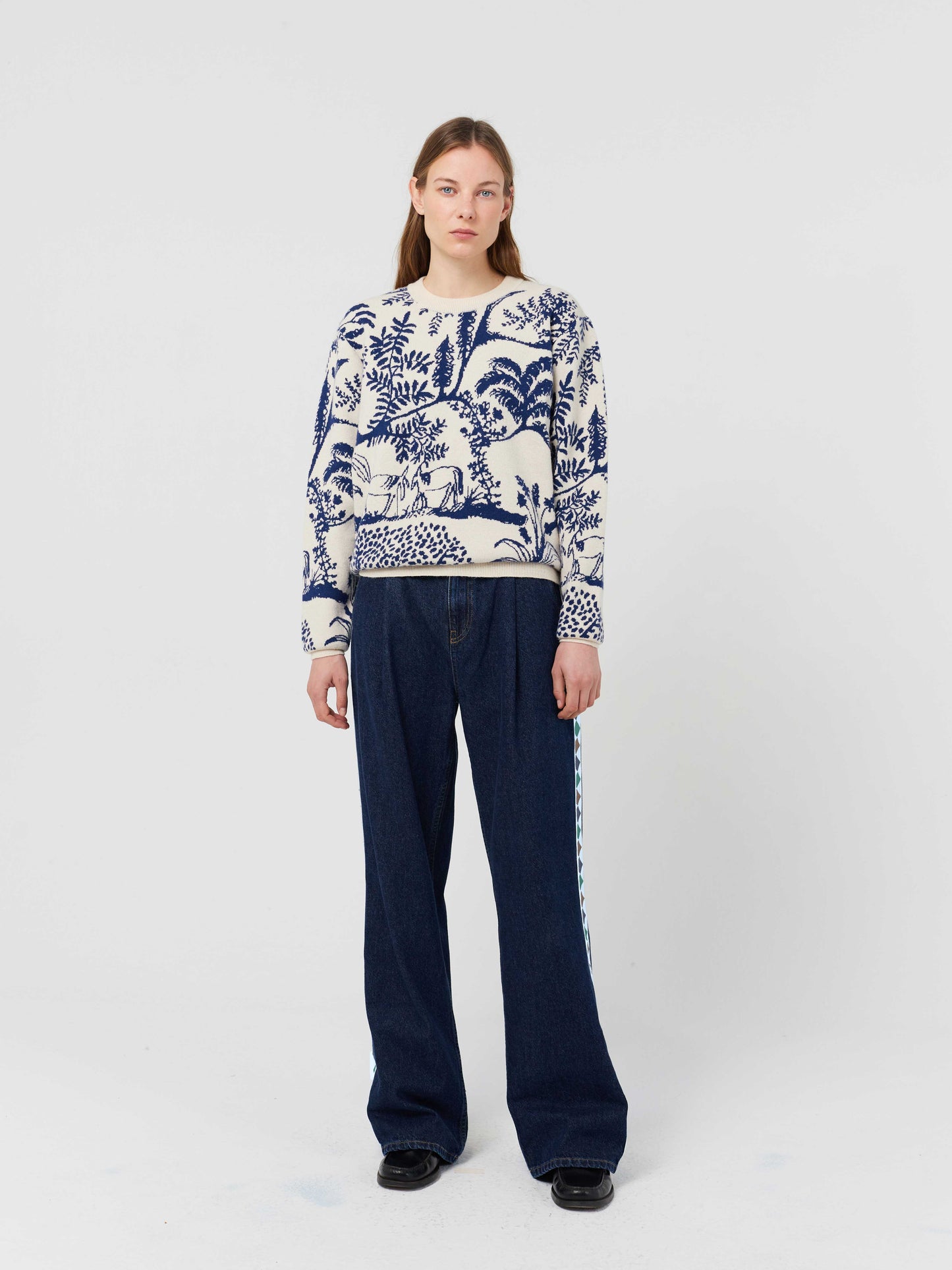 Wonderland Jacquard Straight Fit Jumper