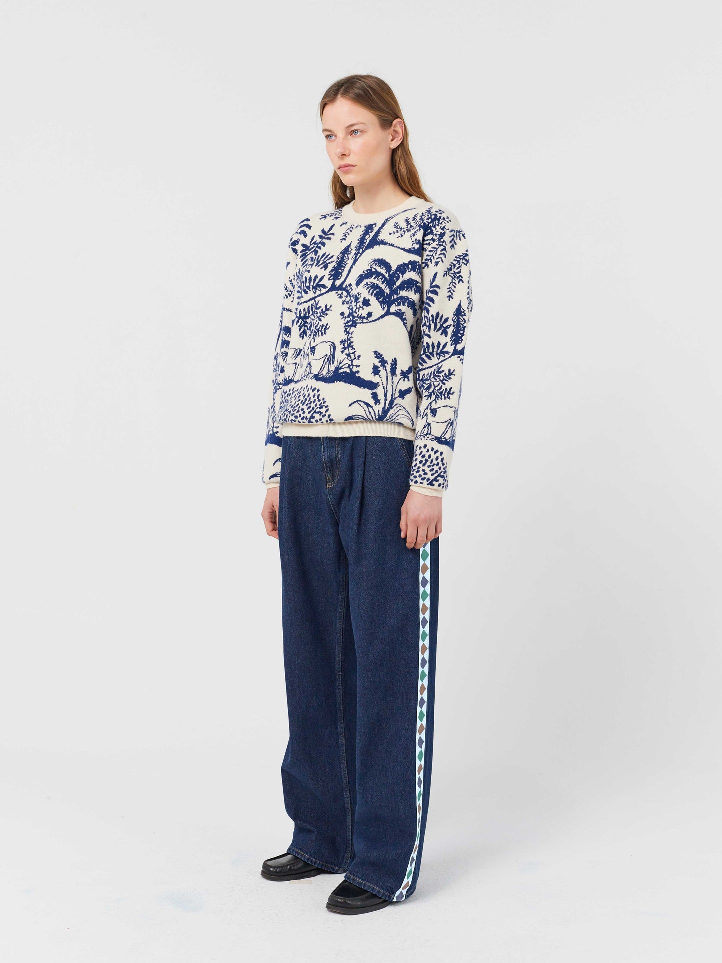 Wonderland Jacquard Straight Fit Jumper