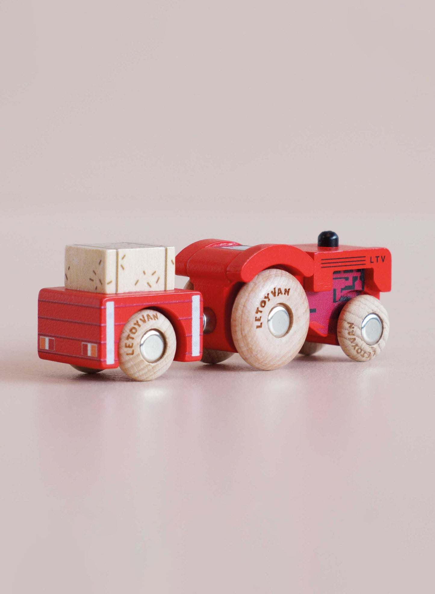 No.34 Tilly Wooden Tractor