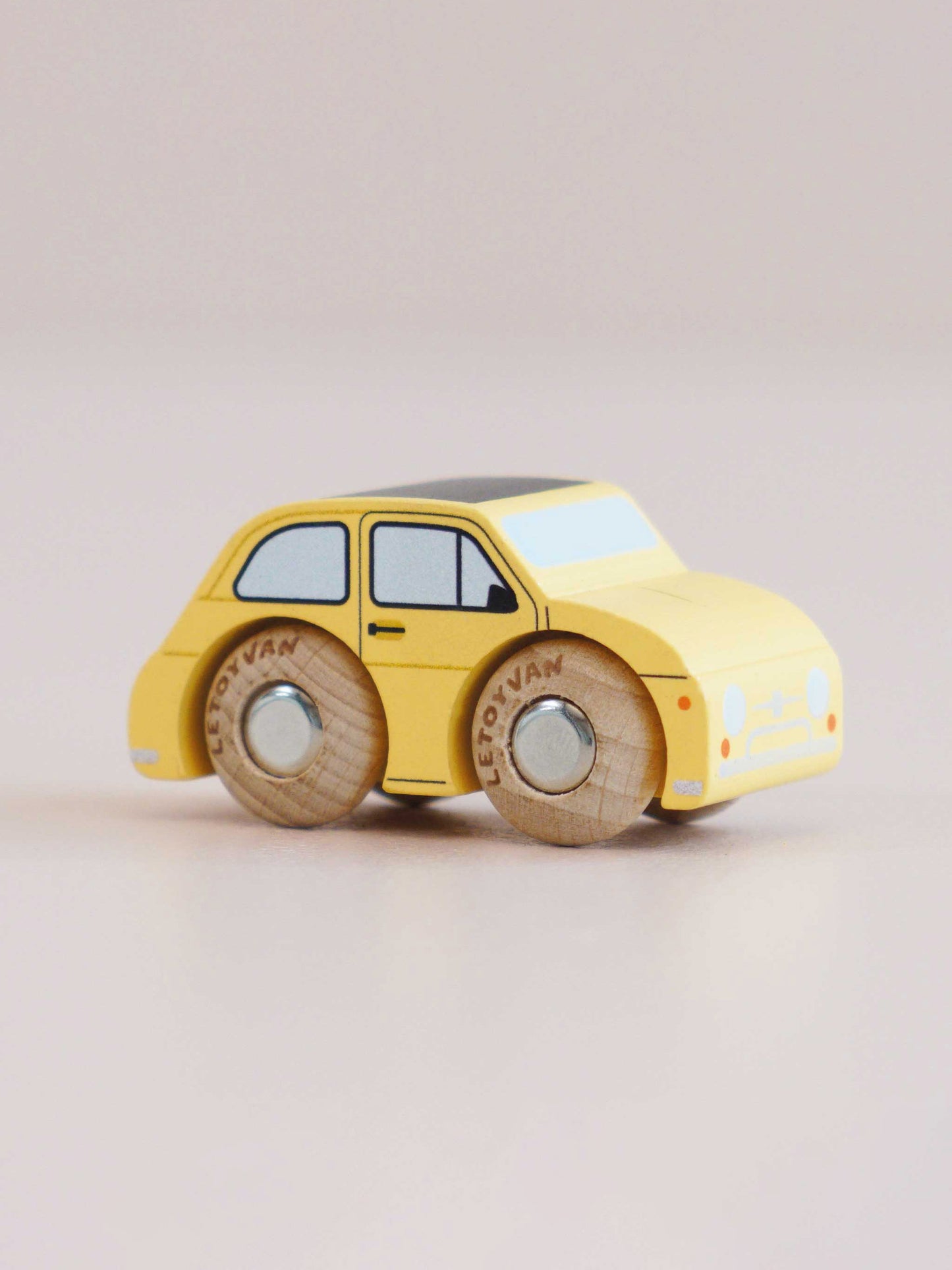 No.10 Fifi Wooden Car