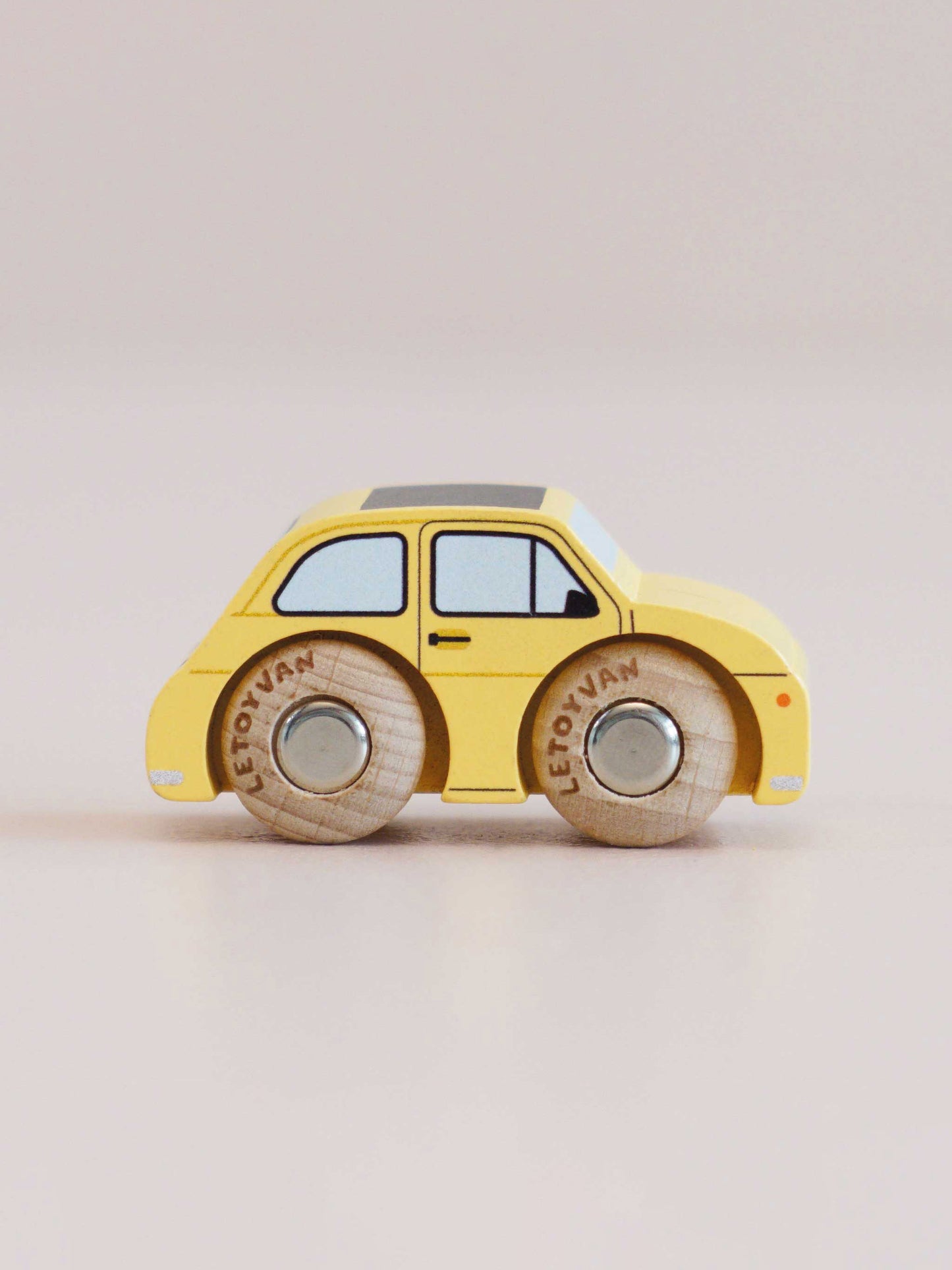 No.10 Fifi Wooden Car