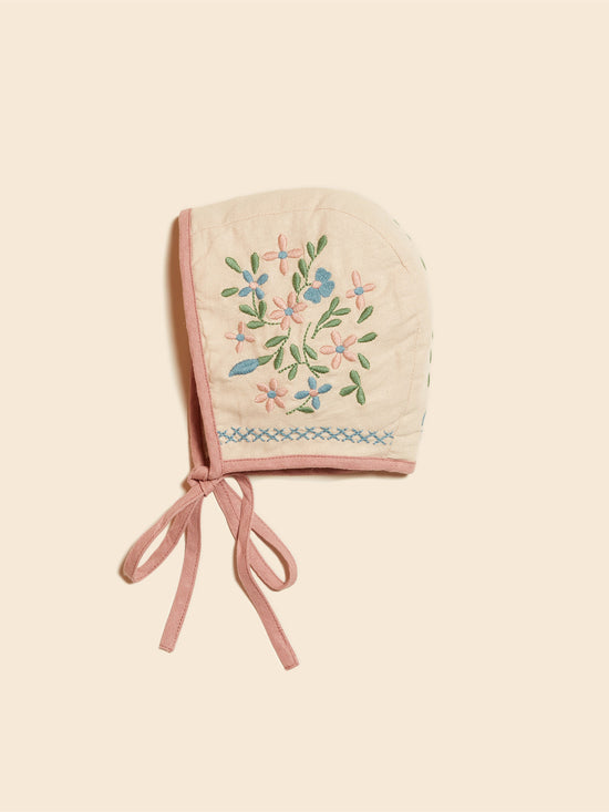 Almond Joni Bonnet
