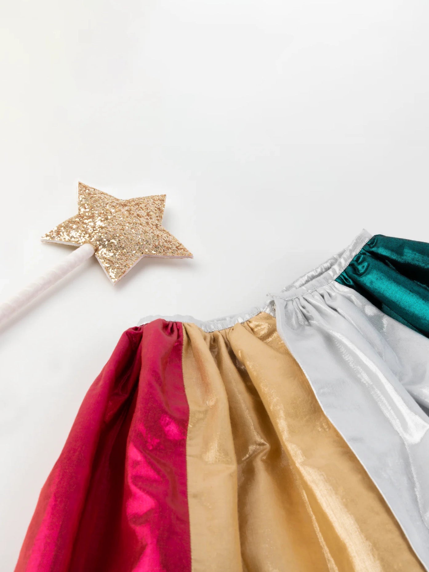 Metallic Rainbow Cape & Wand