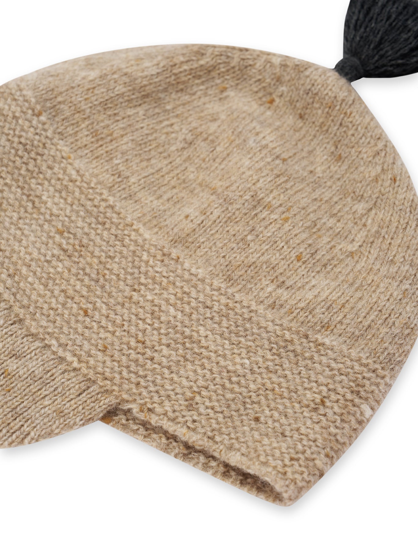 Oatmeal Contrast Tassel Hat