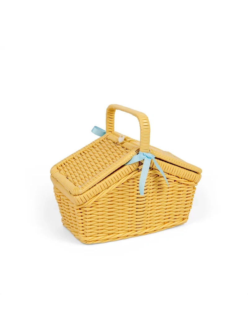 Picnic Set in Basket