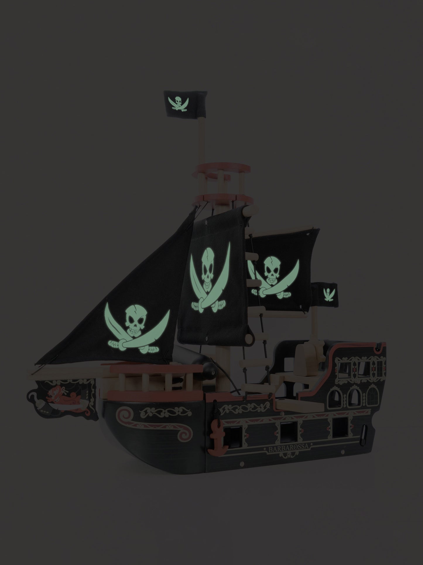 Barbarossa Pirate Ship & Characters