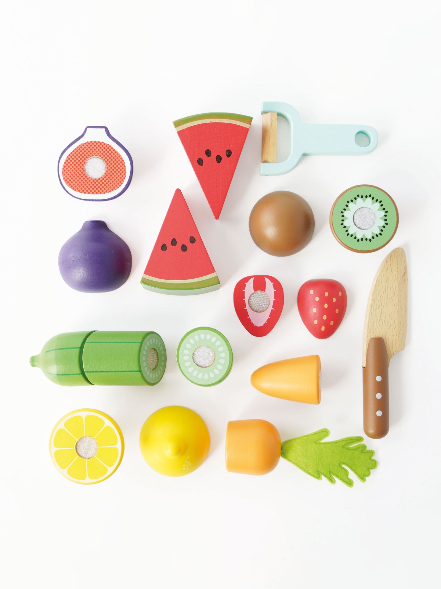 Wooden Chopping Board & Sliceable Play Food