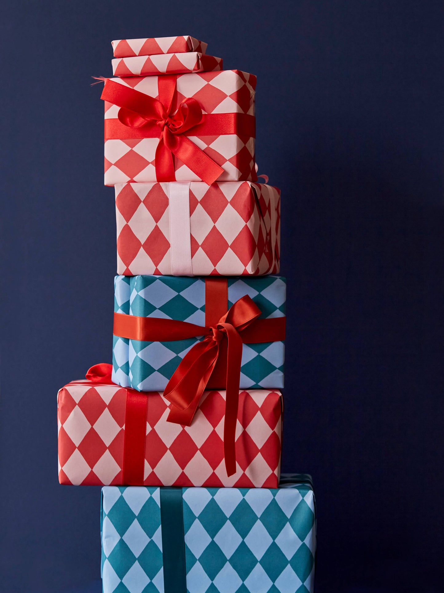 Diamond Rouge Gift Wrap