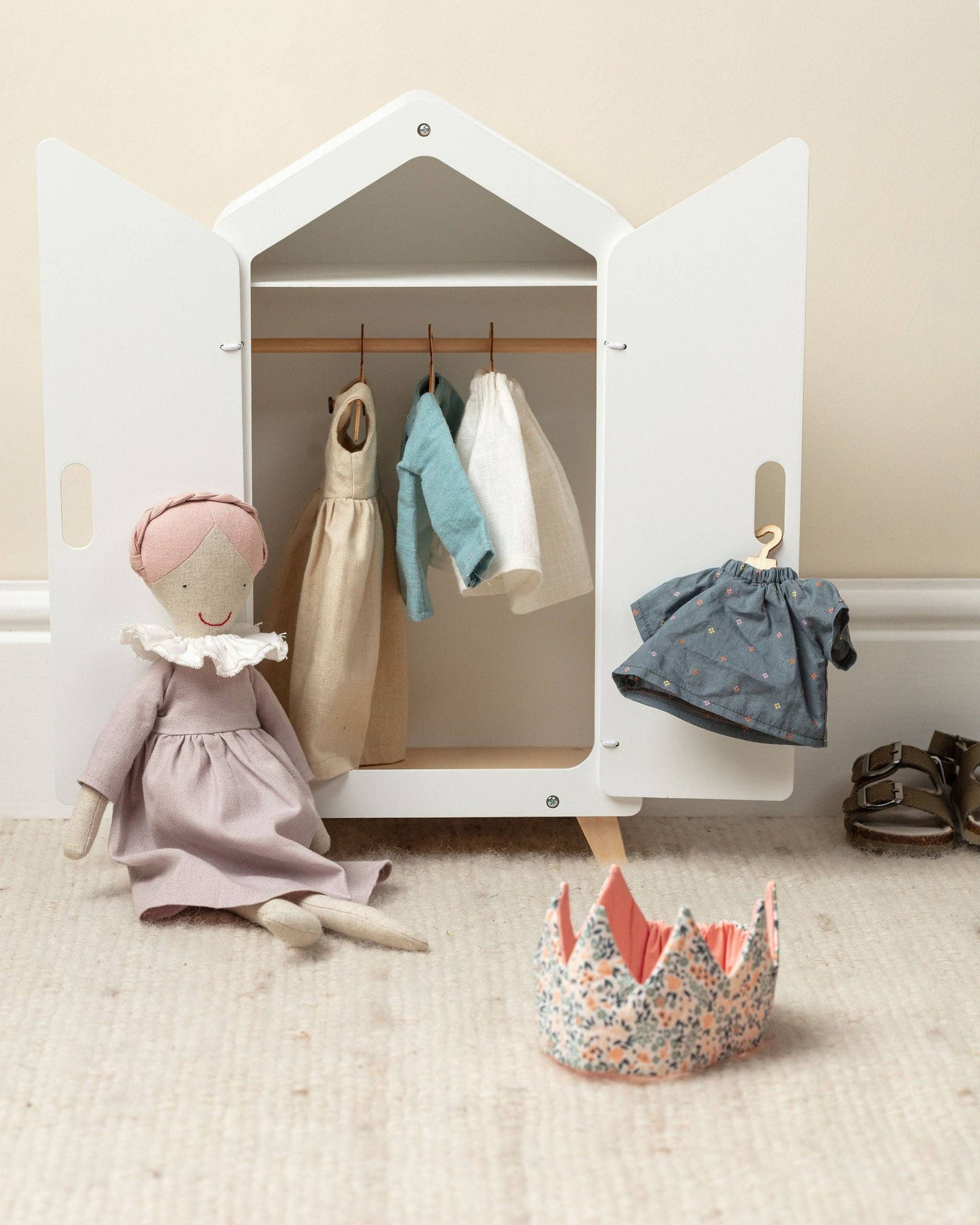 Daphne Dolly Pickles