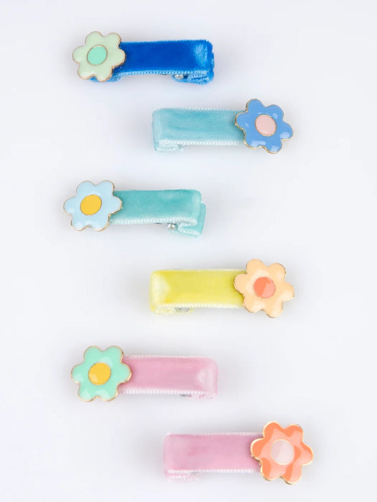Enamel Daisy Hair Clips