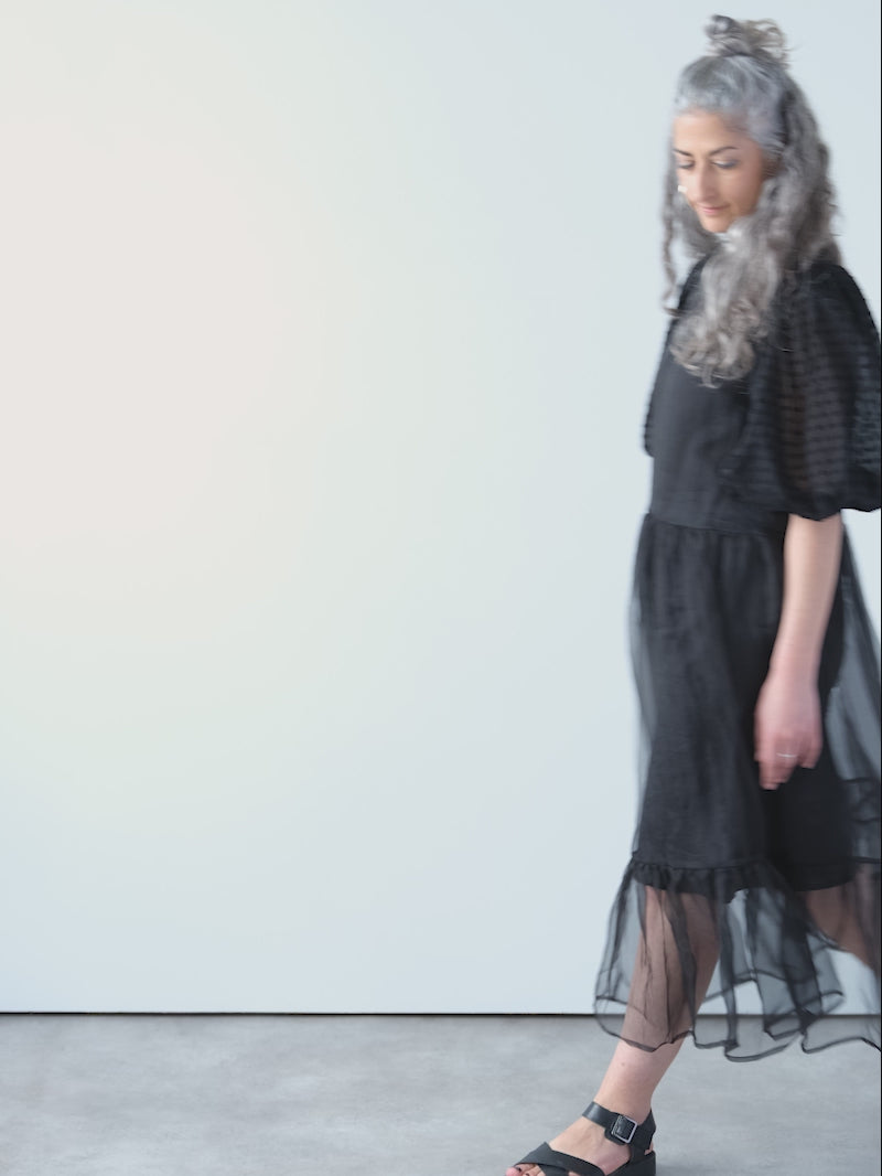 Load and play video in Gallery viewer, Black Puff Sleeve Dress
