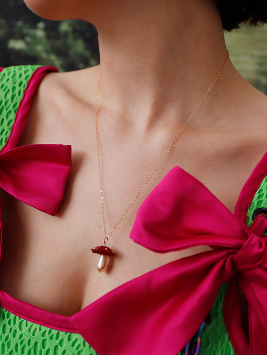Load image into Gallery viewer, Red Shroom Necklace
